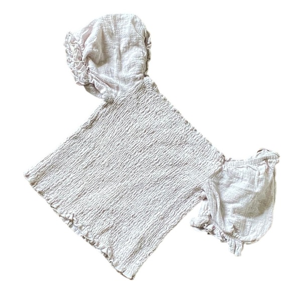 {One Clothing} fitted elastic peasant puffy sleeve crop top - Picture 3 of 7